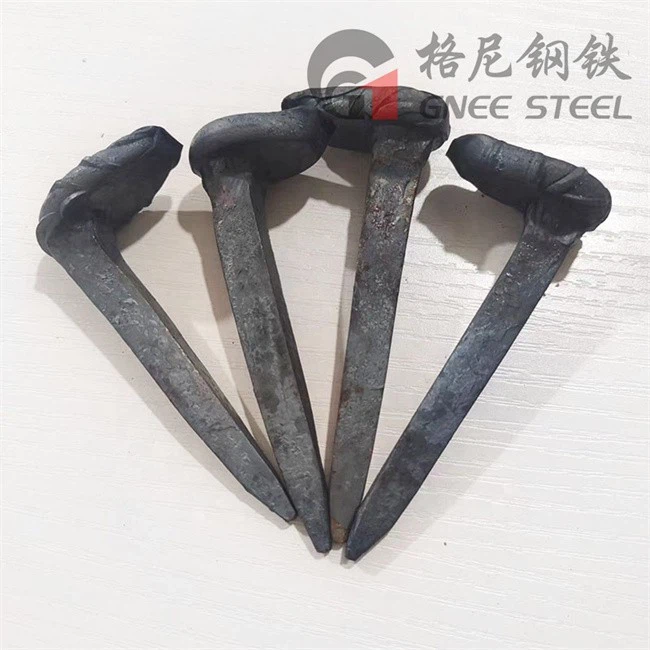 Dimond Head Boat Spike